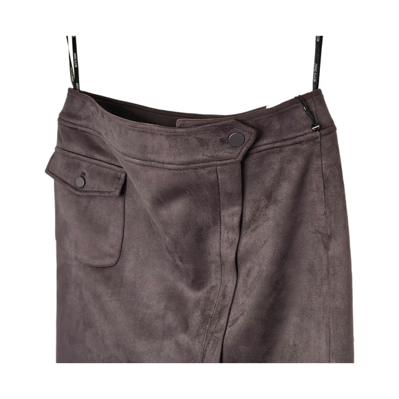 Anne Klein gray faux suede pencil skirt size 6 NWT - Picture 2 of 10